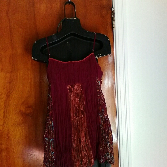 Top - Picture 2 of 2